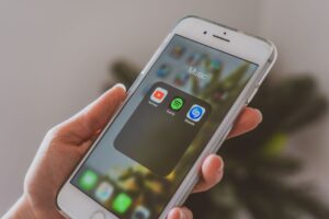 Como funcionam os algoritmos de recomendação do YouTube, Netflix e Spotify — e 9 passos para ajustar o que aparece para você